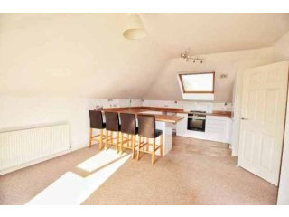2 bedroom, Flat house for sale