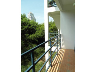 Quality guesthouse with 1 and 2 bedroom..