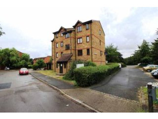 2 bedroom, Ground Floor Flat house for..