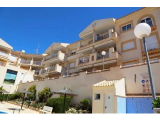 2 Bedroom 1 Bathroom Apartment In..