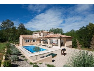 Istra, Labin, 250m2, samostojeća vila s bazenom