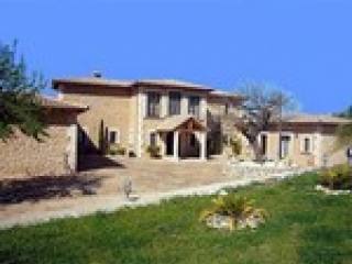 4 Bedrooms - Finca - For Sale