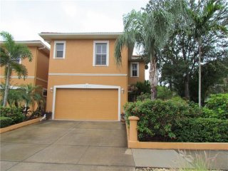 3 bedroom Town House For Sale: 501..