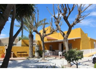 Fantastic Villa In Elche