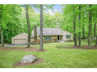 3 bedroom House For Sale: 4 Mill Lane..