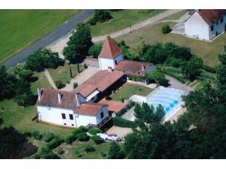 6 bedroom House For Sale: 24700 MONTPON