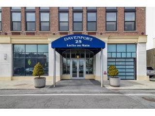 1 bedroom Condominium For Sale: New..