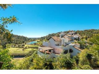 3 Bedroom Ground Floor Corner Unit..