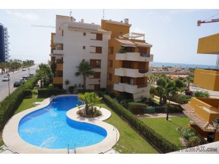 Apartamento en la 2ª planta con vistas al mar de Punta..