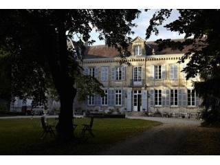 19 bedroom House For Sale: 51240..