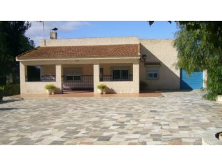 4 Bed Country House In Sax, Alicante