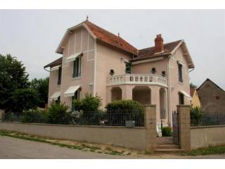 4 bedroom Character For Sale: 03140..