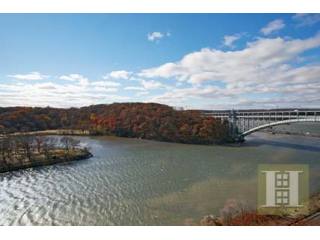1 bedroom Apartment For Sale: 2400..