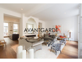 Classic Viennese apartment of the..