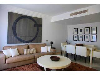 Penthouse for sale in Nueva Andalucia..