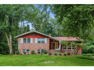 5 bedroom House For Sale: 79 Ridge Road..