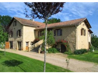 Renovated Stone House In Pretty Village