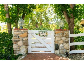 3 bedroom House For Sale: 4085 Indian..