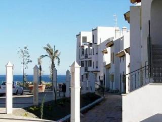 * BEACH LOCATION APARTMENT