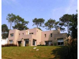 4 Bedroom House - For Rent -..