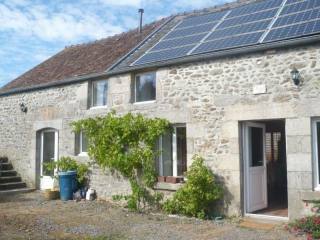 Habitable House Equipped with Solar..