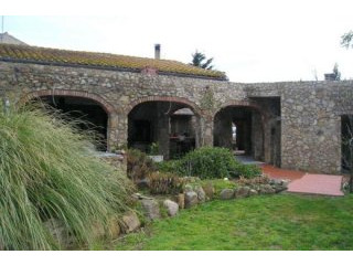 ALT EMPORDA: Beautiful country house of..