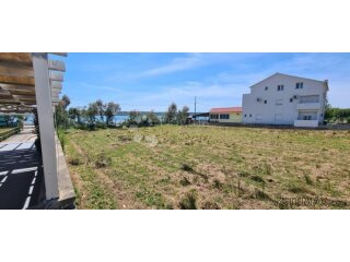Ljubač prvi red: 3034 m² uz pješčanu plažu