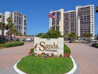 3 bedroom Flat For Sale: 3100 N Highway..