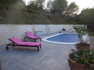4 Bedrooms - Villa -..