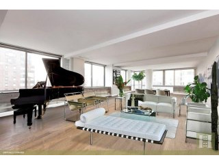 4 bedroom Apartment For Sale: PARK..