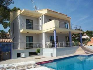 7 Bedrooms - Villa - Alicante - For Sale