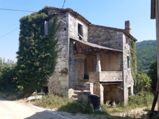Istra, Motovun kuća s dvorištem