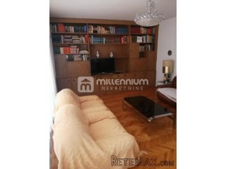 Selce, Crikvenica, 300m2, samostojeća kuća, 150m od mora