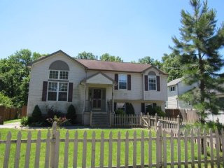 812 Indian Trl Woodbury, NJ, 08096..