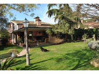 HOUSE DETACHED