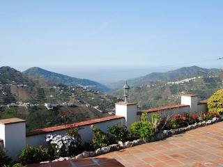 Villa for Sale in Competa, Competa..