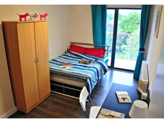 Single with double bed near East Acton..