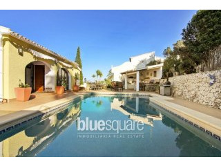 Lovely villa situated in the beautiful..