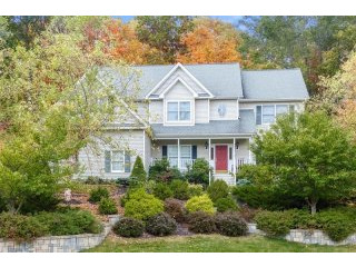4 bedroom House For Sale: 24 Rock Ledge..