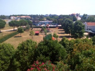 Novigrad poslovno-stambena zgrada