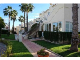 2 Bedroom 1 Bathroom Bungalow In Los..