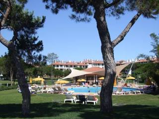2 bedroom Apartment For Sale: Vilamoura