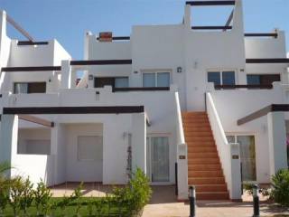 2 bedroom Apartment For Sale: 1st..