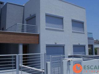Luxury Townhouse, Agios Athanasios Hill..