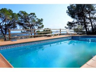 Fantastic New Villa With Swimming Pool..
