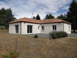 3 Bedroom Single Story House With..