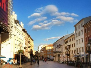 Rijeka, Centar, 33m2, poslovni prostor- trgovina