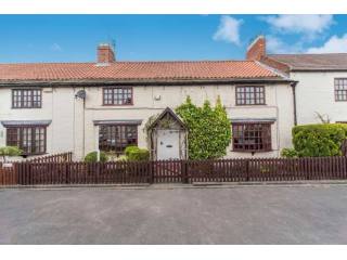 2 bedroom, Terraced House house for sale