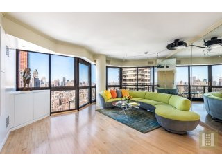 1 bedroom Apartment For Sale: 200 EAST..