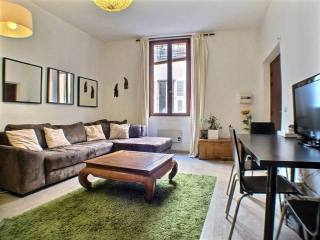 Large Studio in the heart of the old..